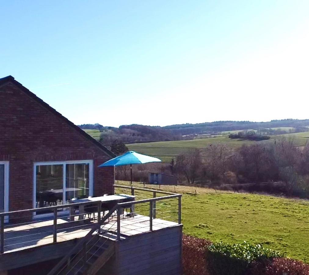 Huis Met Zonneterras, Tuin En Panoramisch Uitzicht Wellin Екстер'єр фото